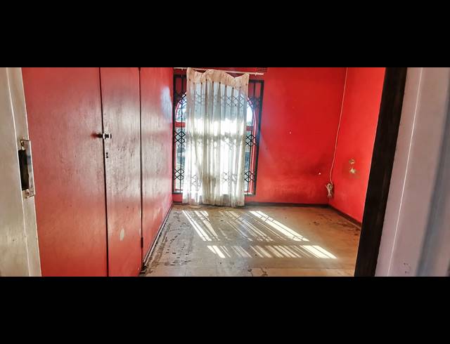 3 BEDROOM HOUSE FOR SALE IN VANDERBIJLPARK SE 6
